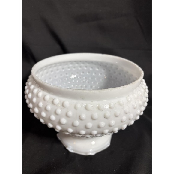 Vintage White Milk Glass Ruffled Top Hobnail Hurricane Lamp Shade 7" Fitter - Picture 6 of 10
